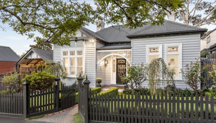 1 Golding St, Canterbury